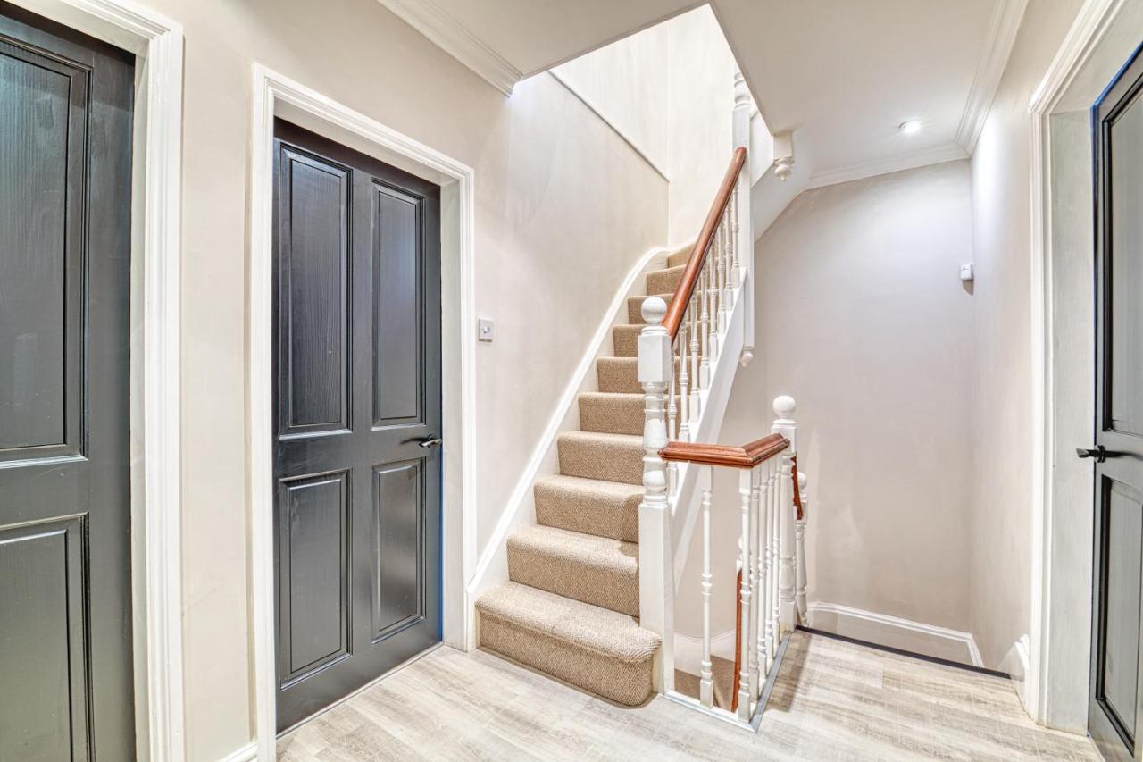 Luxury Georgian Townhouse With Cinema And Parking Villa Chester Buitenkant foto
